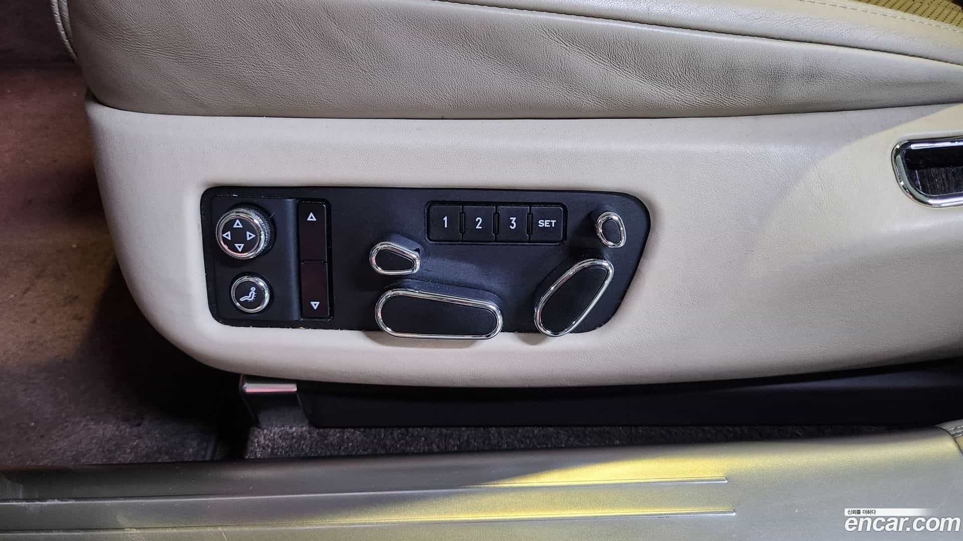 Flying Spur Bentley 2018.6-OPTION-021