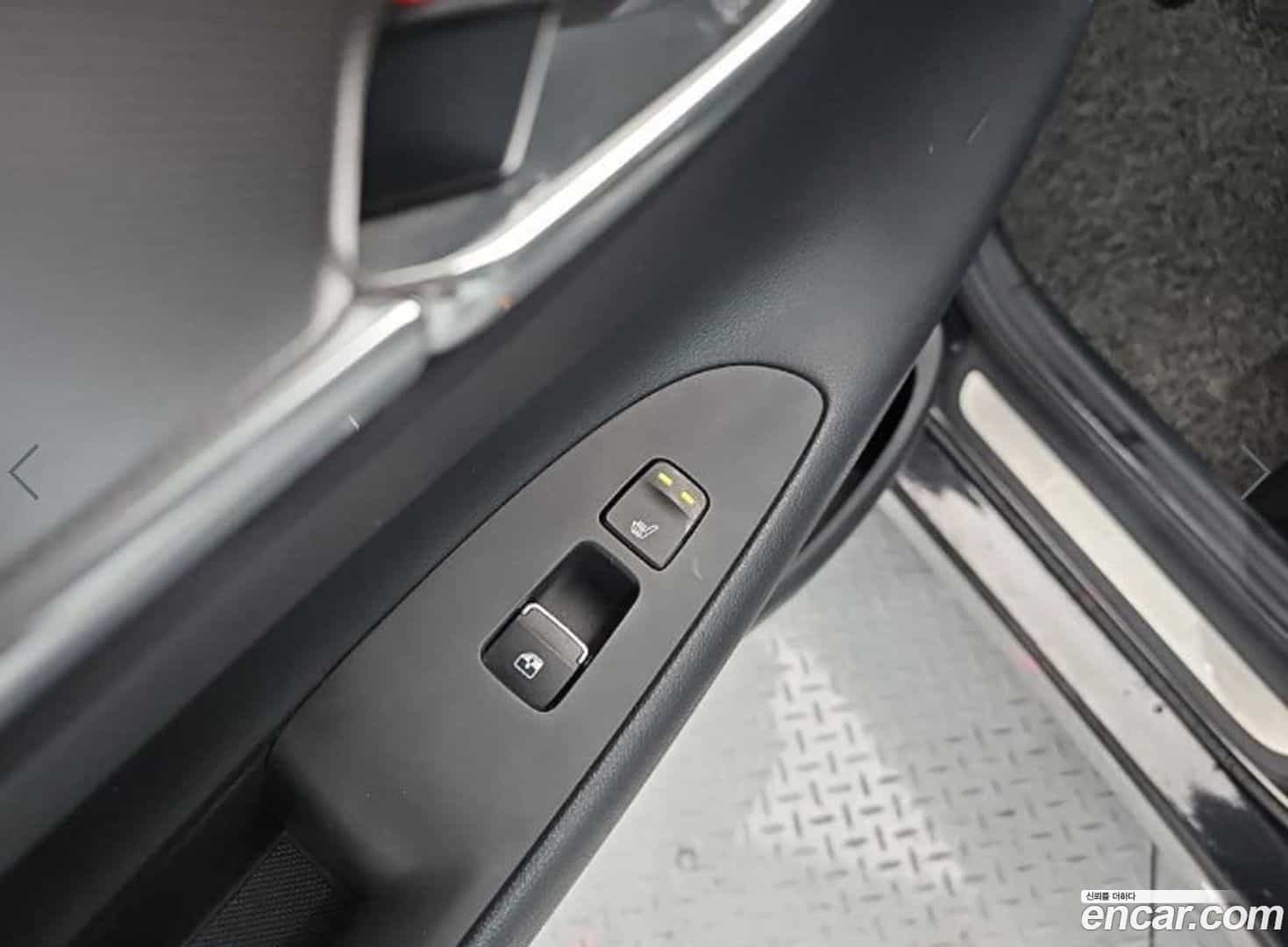 Grandeur Hyundai 2022.0-OPTION-017
