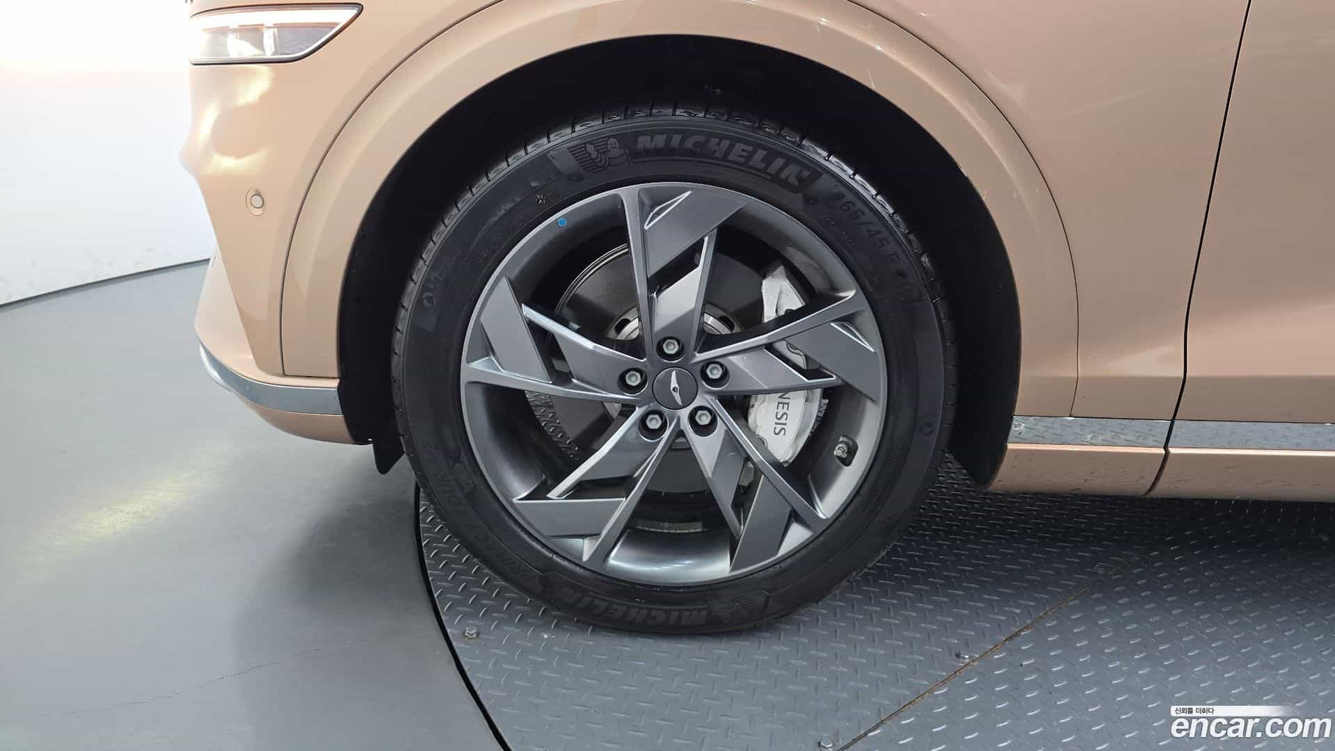 GV70 Genesis 2023.9-OUTER-031