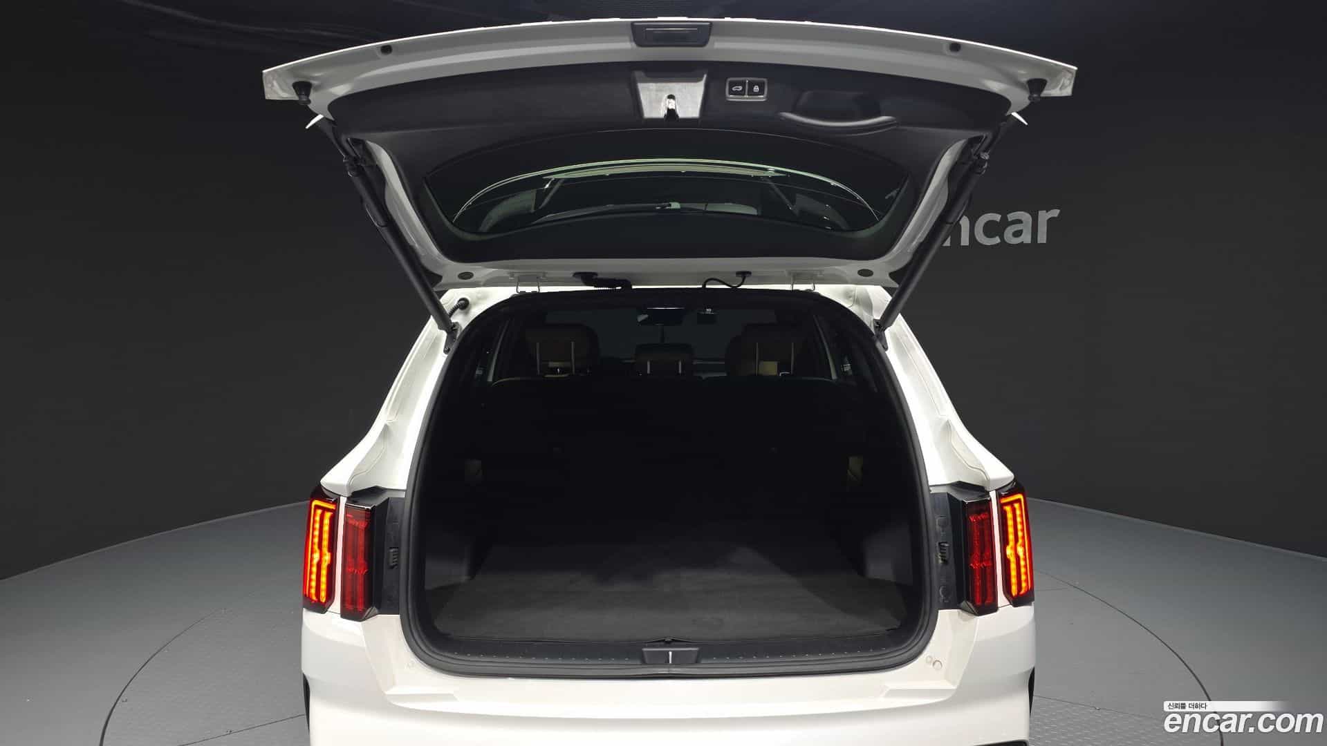 Sorento Kia 2022.6-OPTION-024