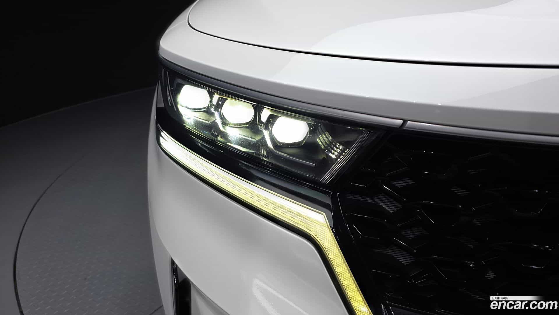 Sorento Kia 2022.6-OUTER-032
