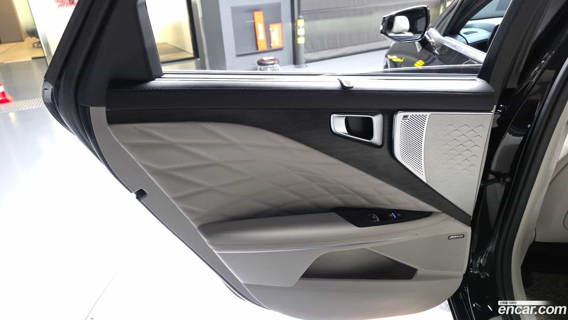 K8 Kia 2021.5-INNER-035