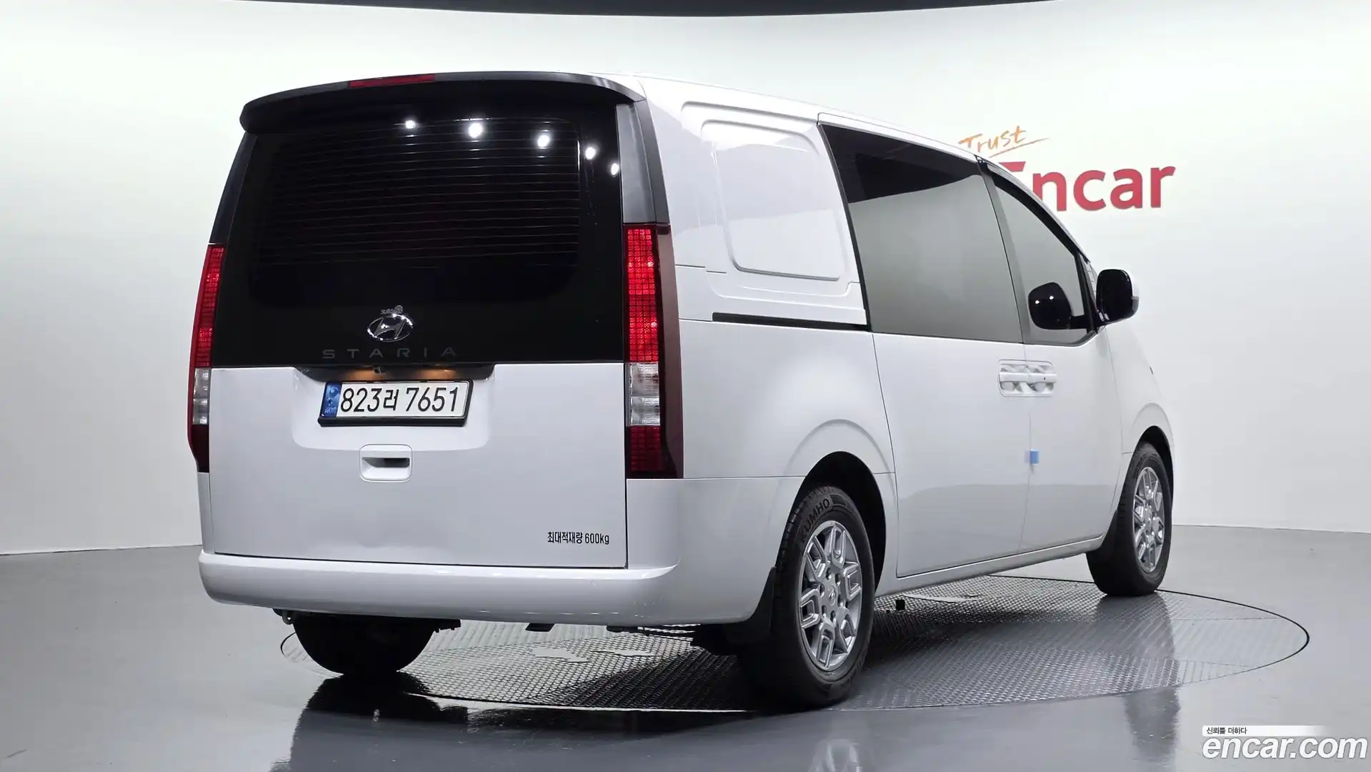 Staria Hyundai 2022.0-OUTER-002