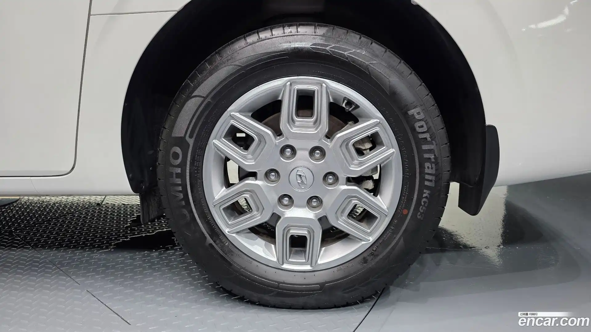 Staria Hyundai 2022.0-OUTER-031