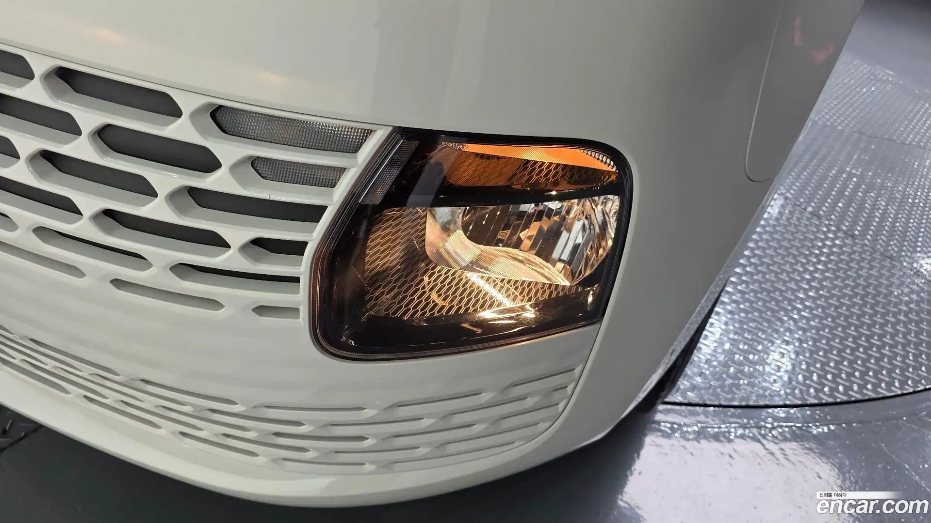 Staria Hyundai 2022.0-OUTER-032