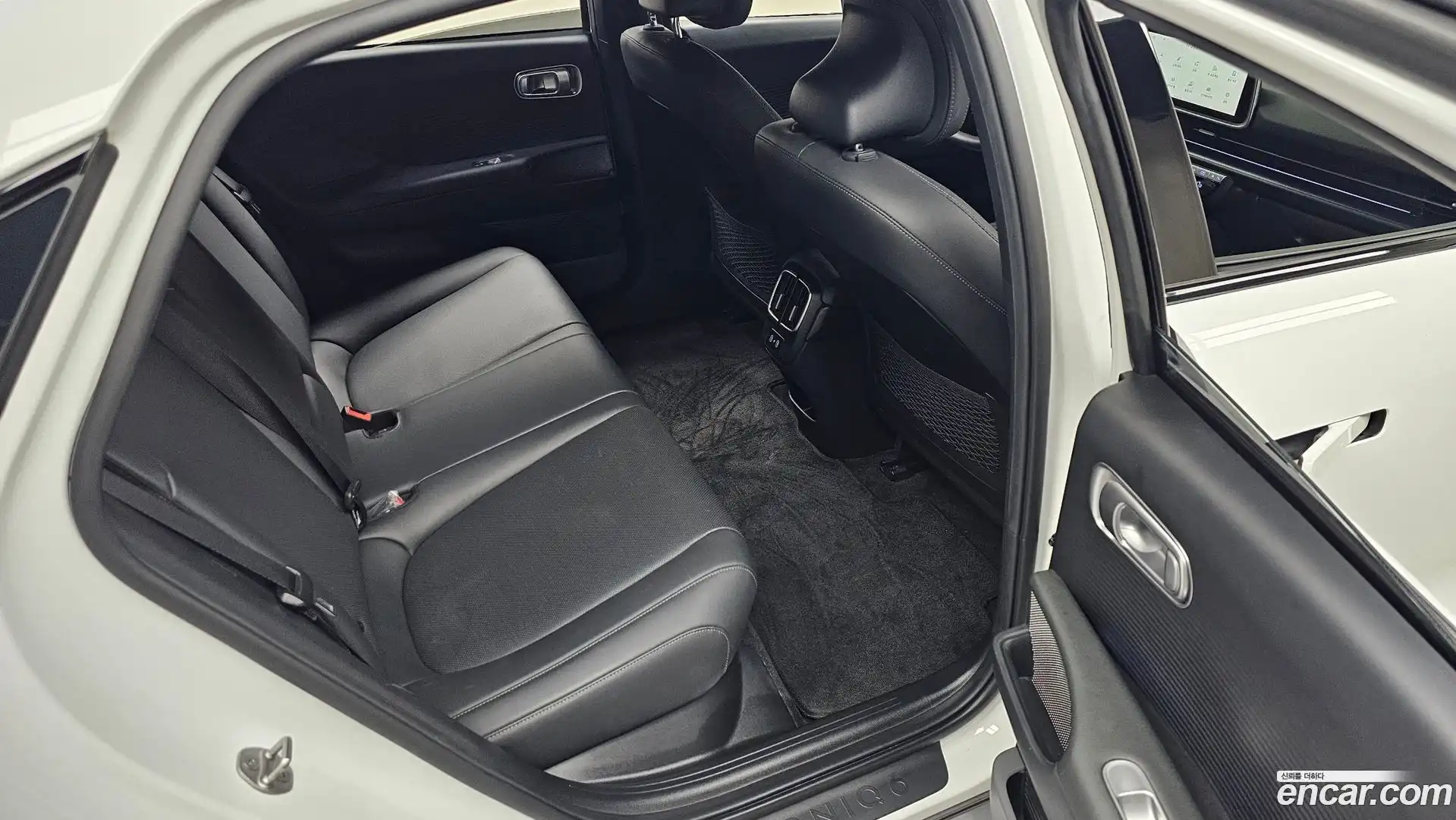 Ioniq6 Hyundai 2022.11-OPTION-015