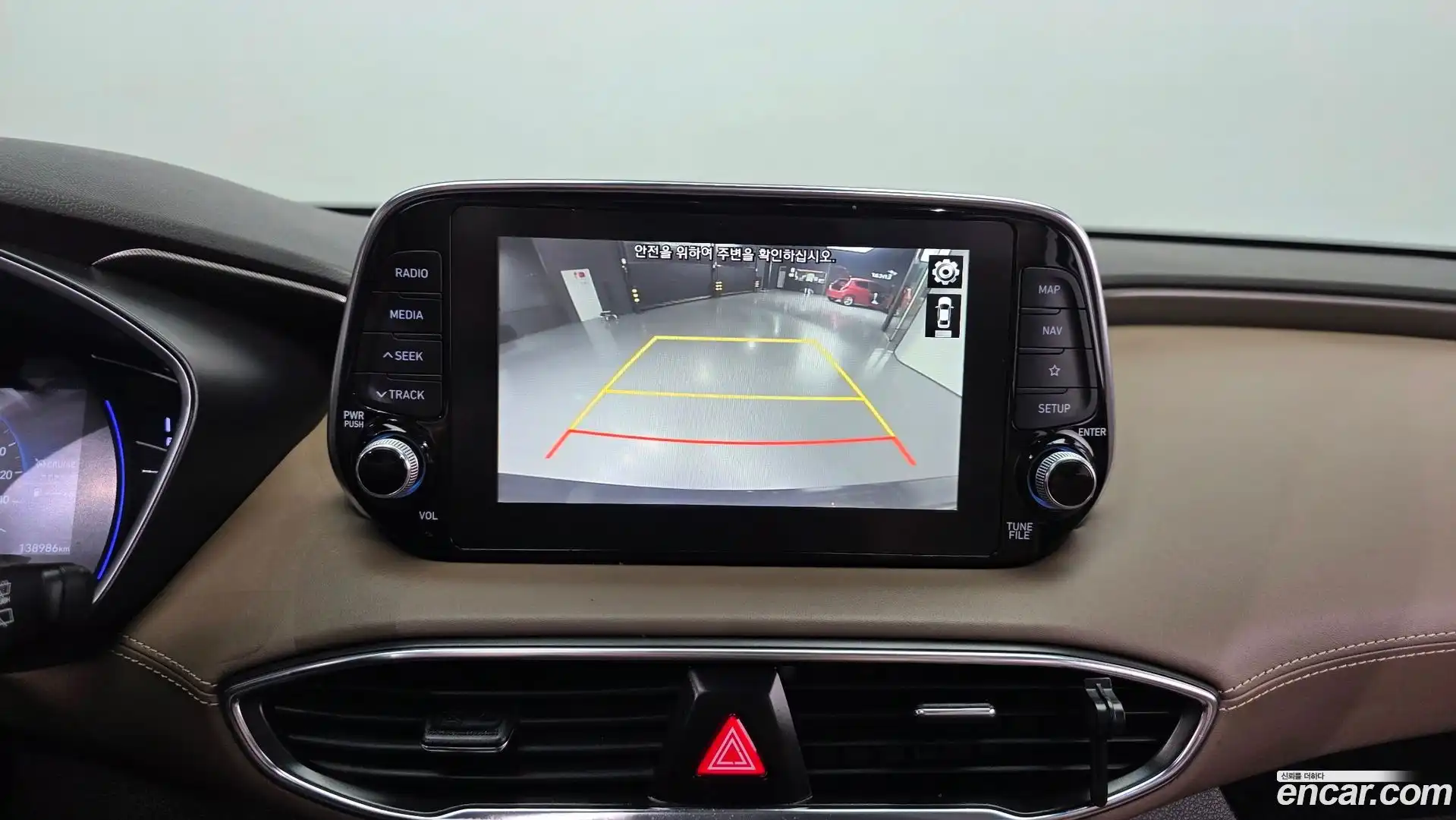 Santafe Hyundai 2018.3-OPTION-019