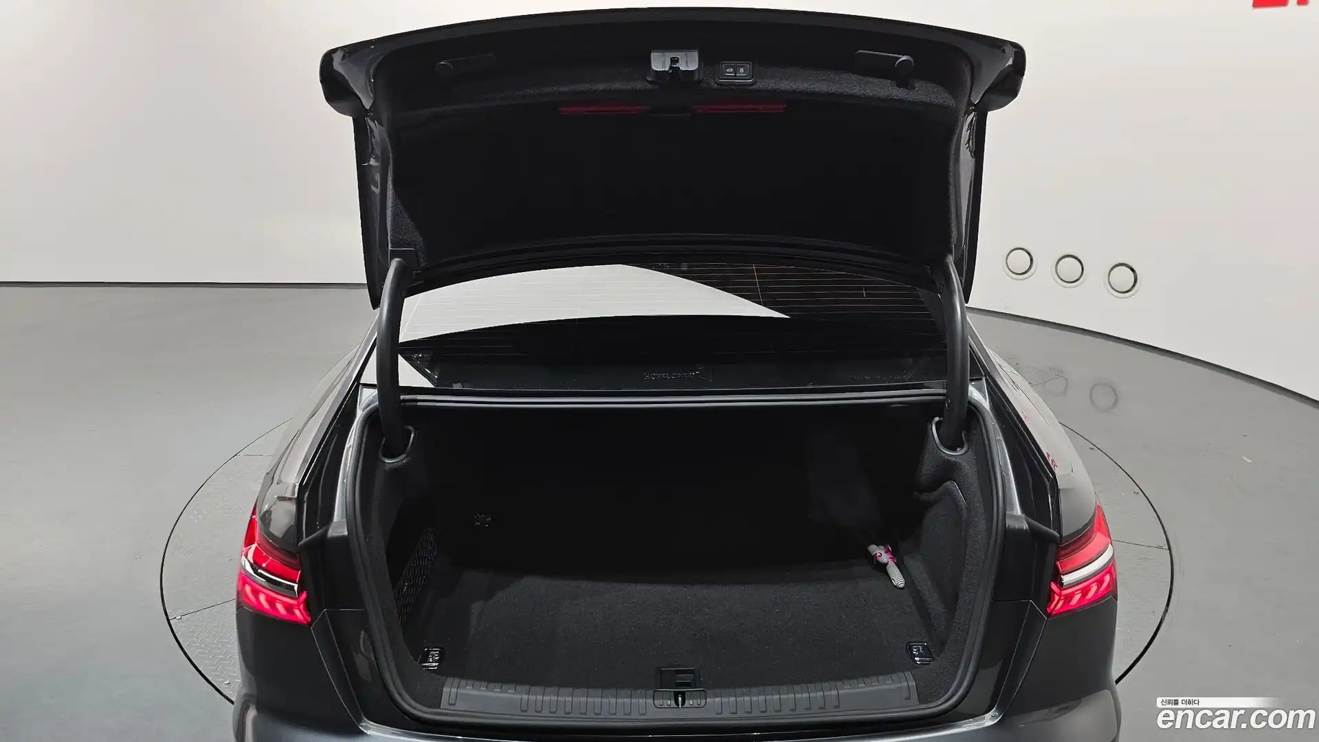A6 Audi 2022.5-OPTION-024