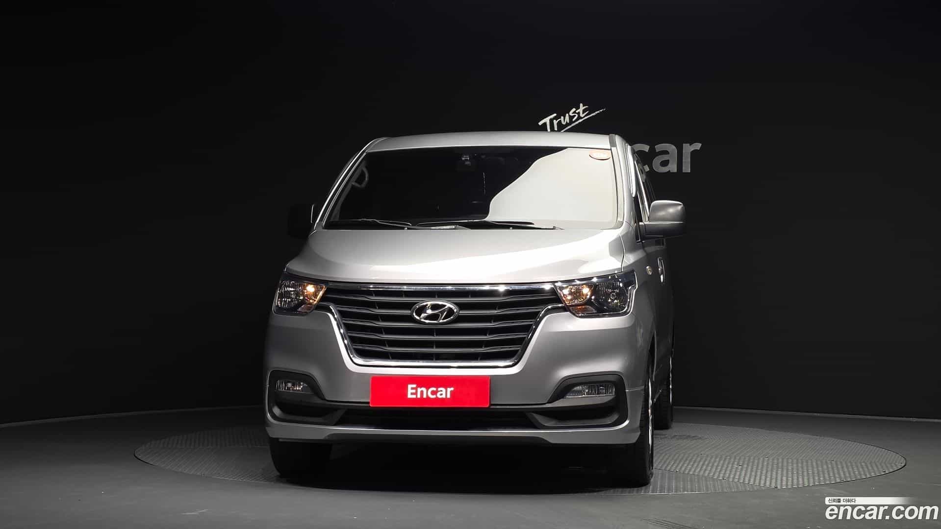Starex Hyundai 2018.10-OUTER-003