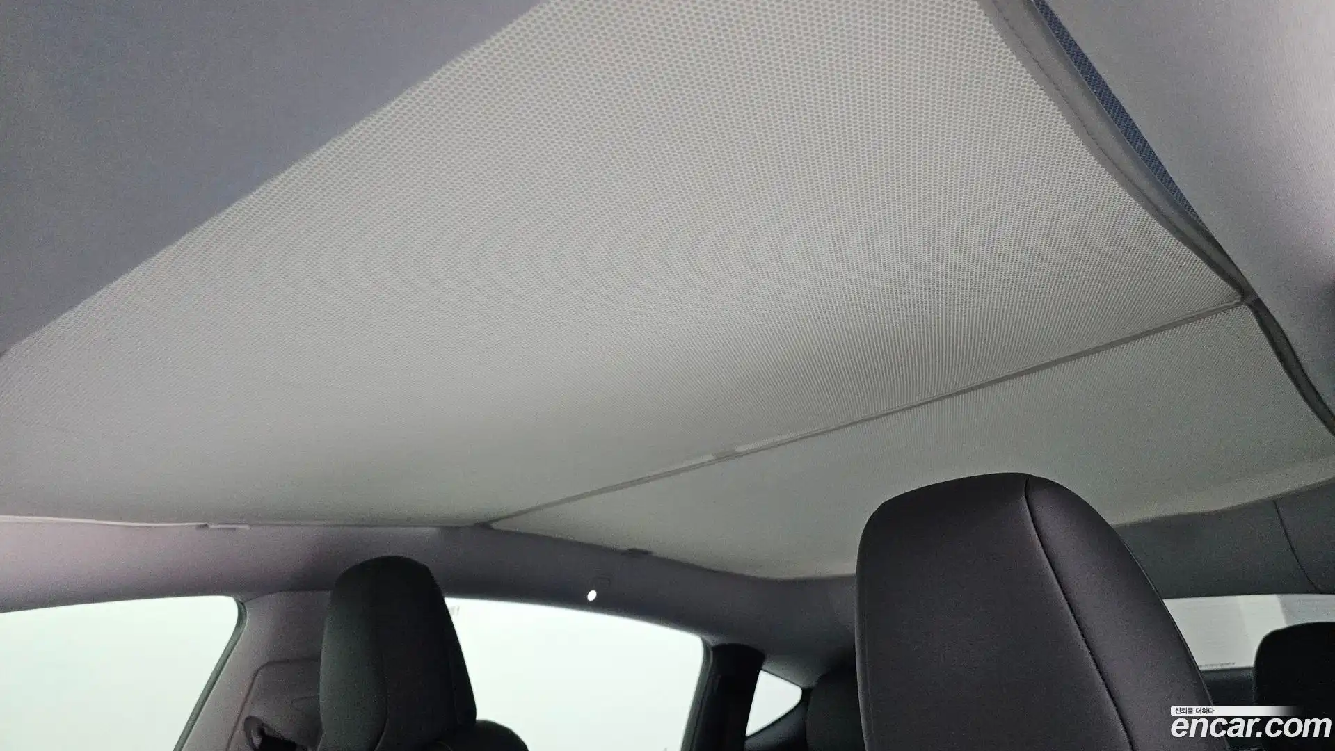 Model Y Tesla 2025.8-OPTION-023