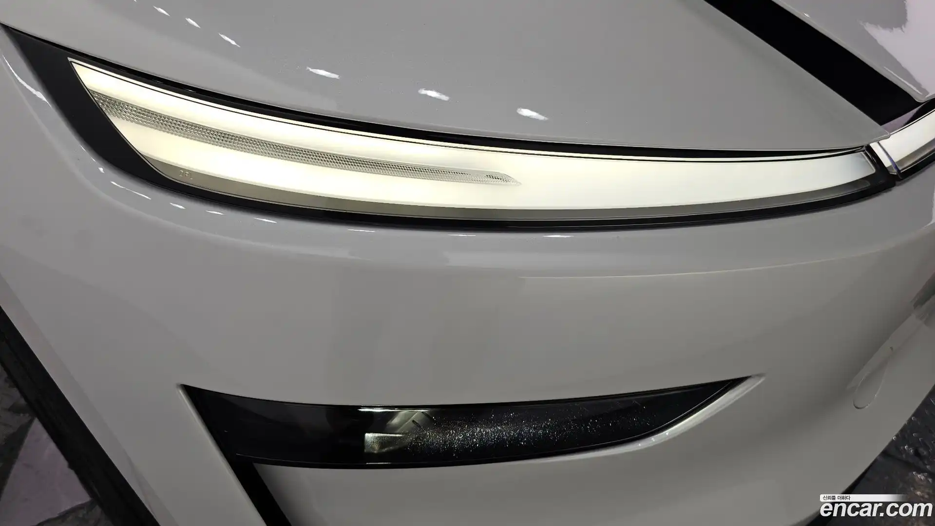 Model Y Tesla 2025.8-OUTER-032