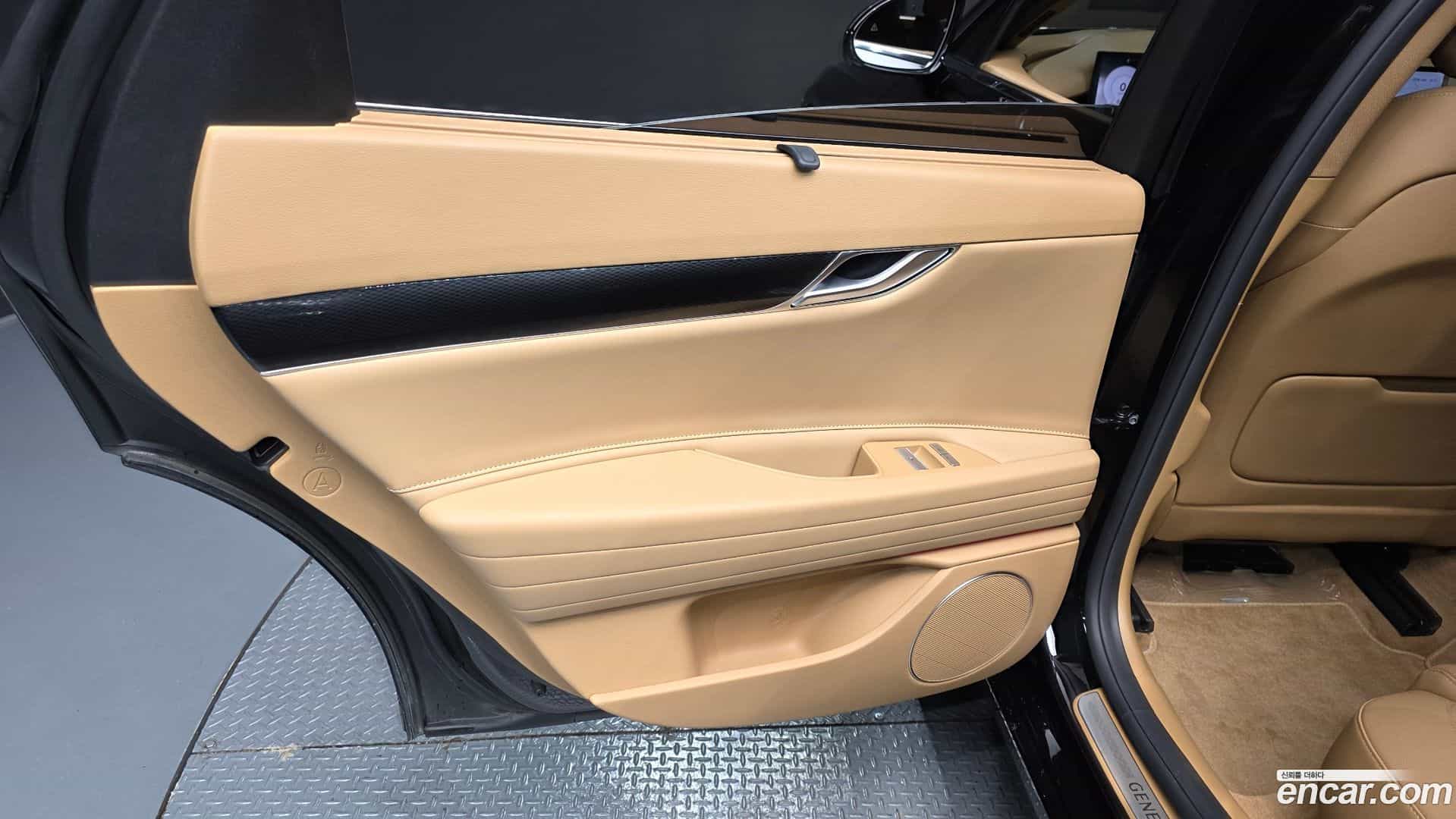 G80 Genesis 2024.5-INNER-035