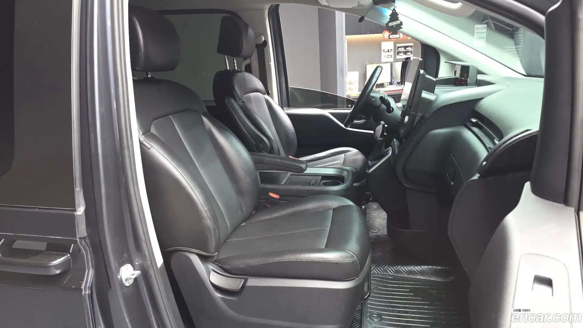 Staria Hyundai 2021.7-OPTION-015