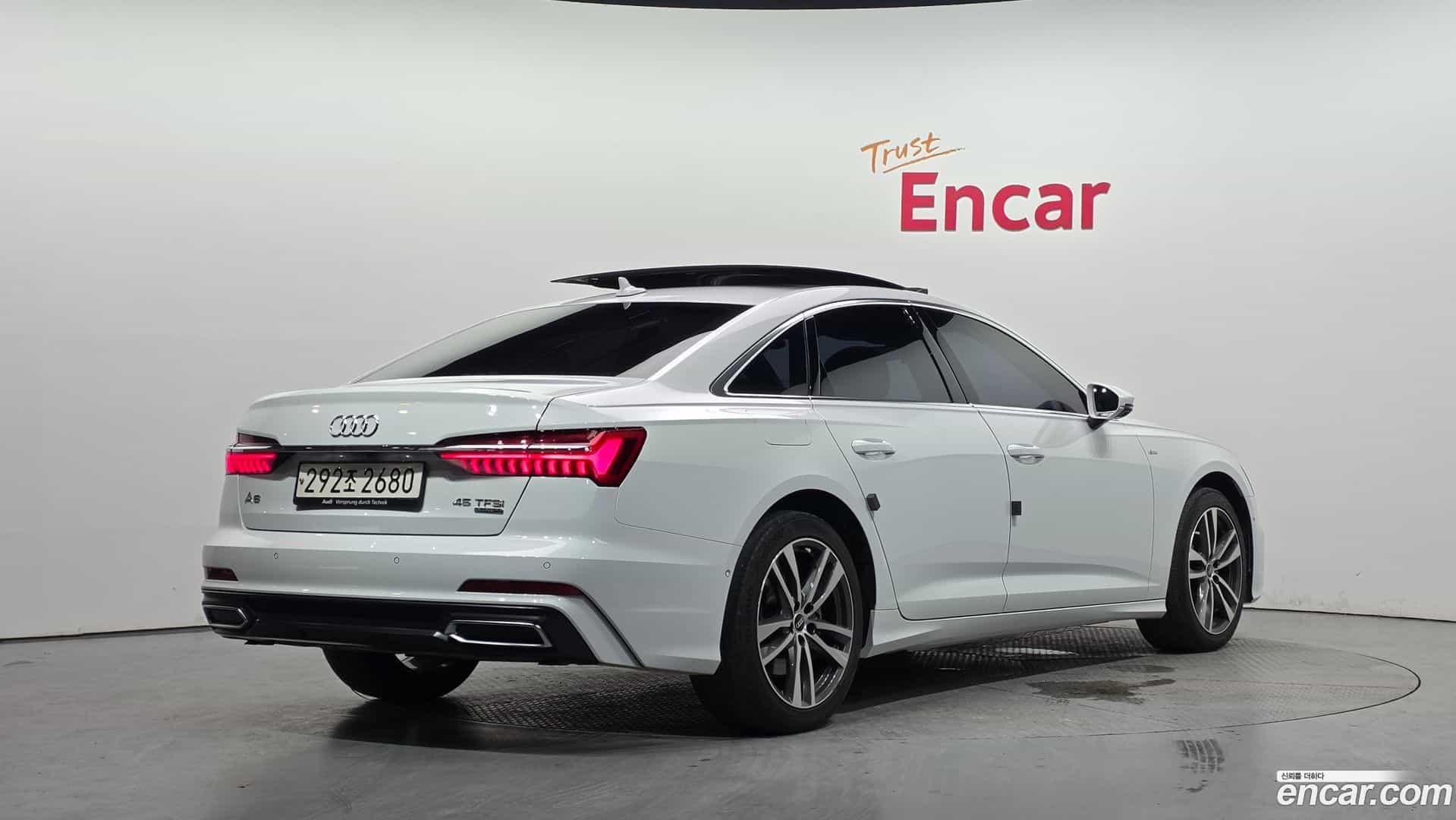 A6 Audi 2021.11-OUTER-002