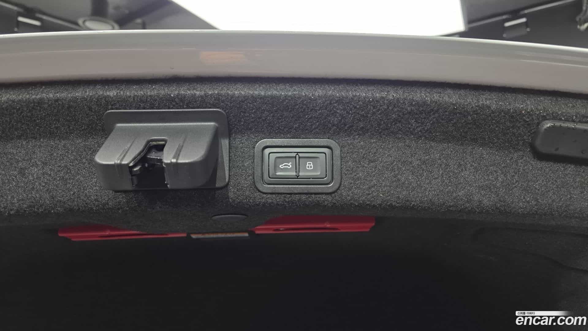 A6 Audi 2021.11-OPTION-023