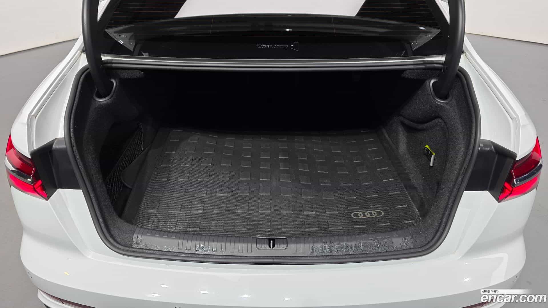 A6 Audi 2021.11-OPTION-024