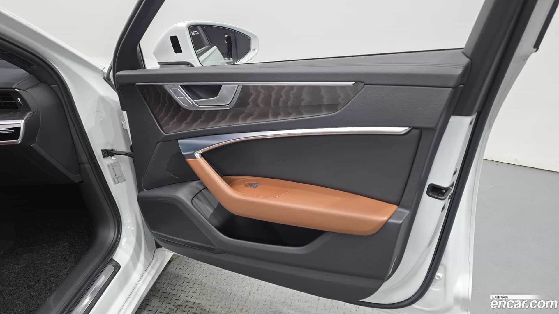 A6 Audi 2021.11-INNER-034