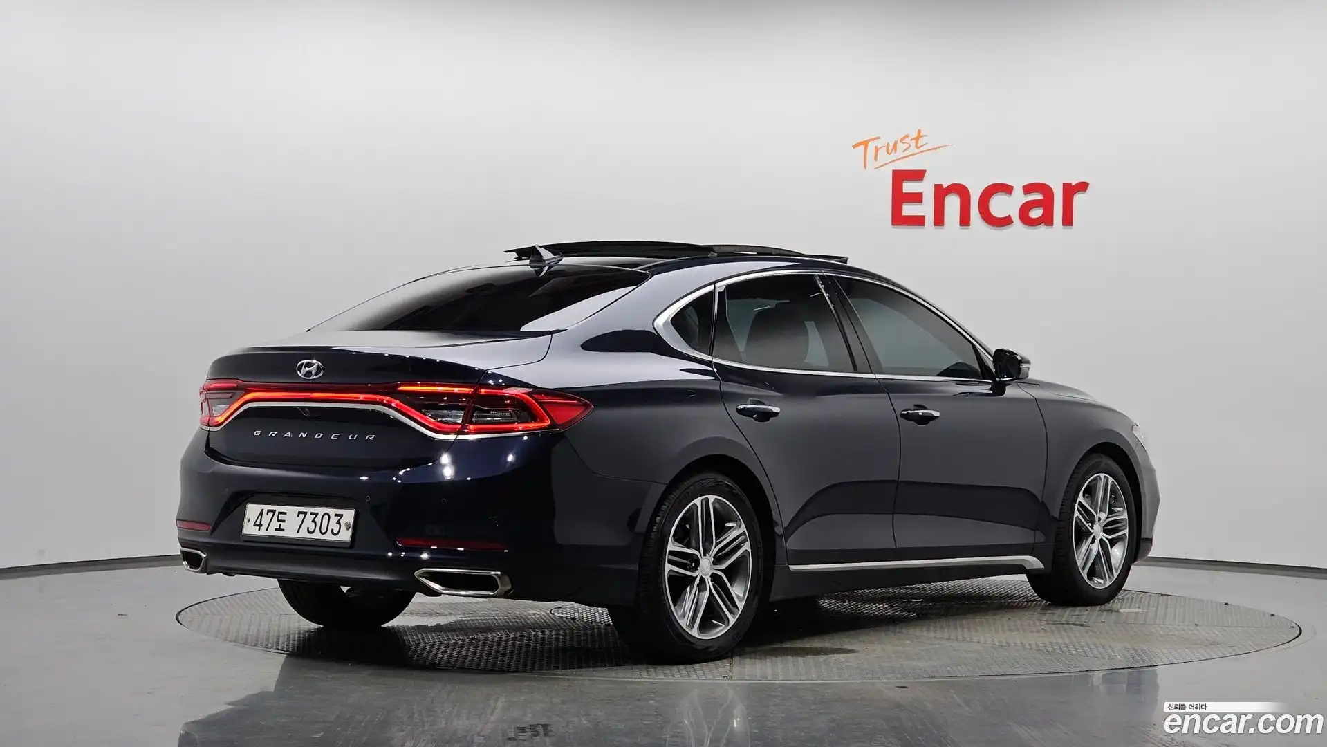 Grandeur Hyundai 2017.3-OUTER-002