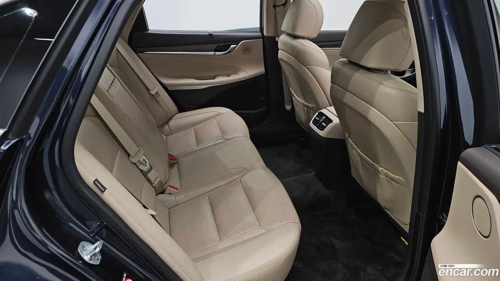 Grandeur Hyundai 2017.3-OPTION-016