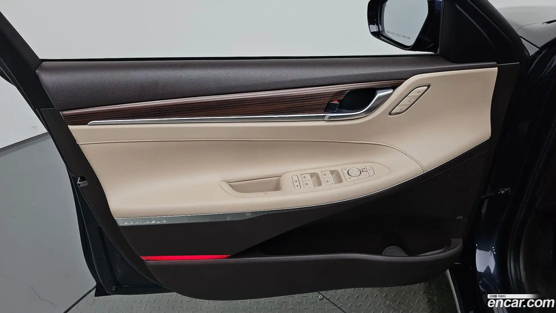 Grandeur Hyundai 2017.3-INNER-034