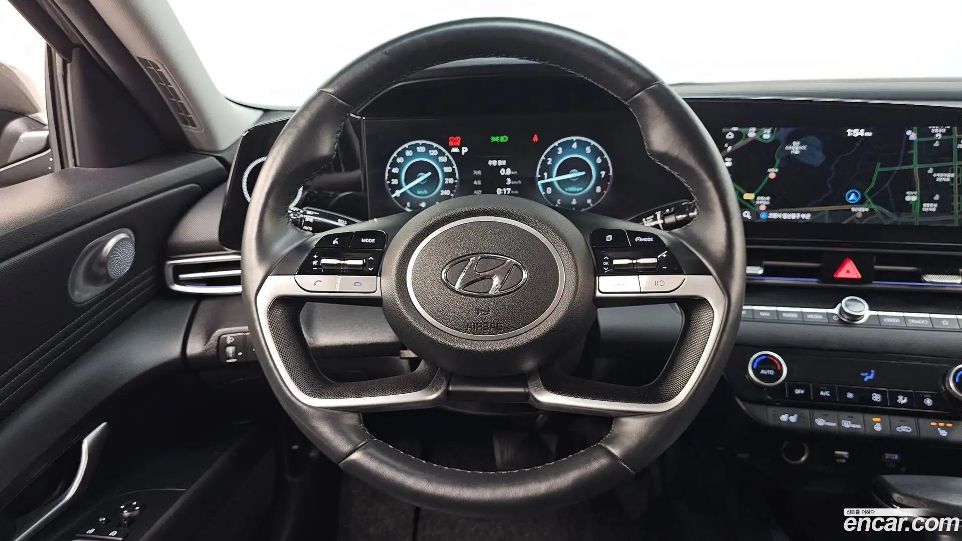 AVANTE Hyundai 2022.2-OPTION-017