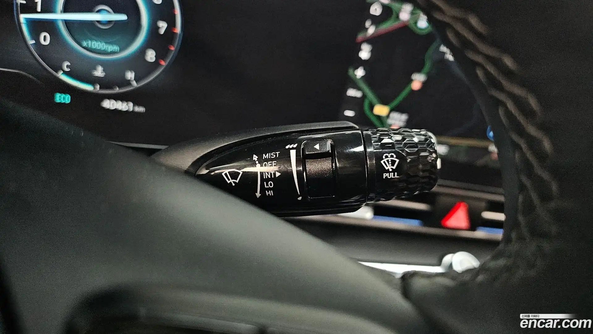 AVANTE Hyundai 2022.2-OPTION-040