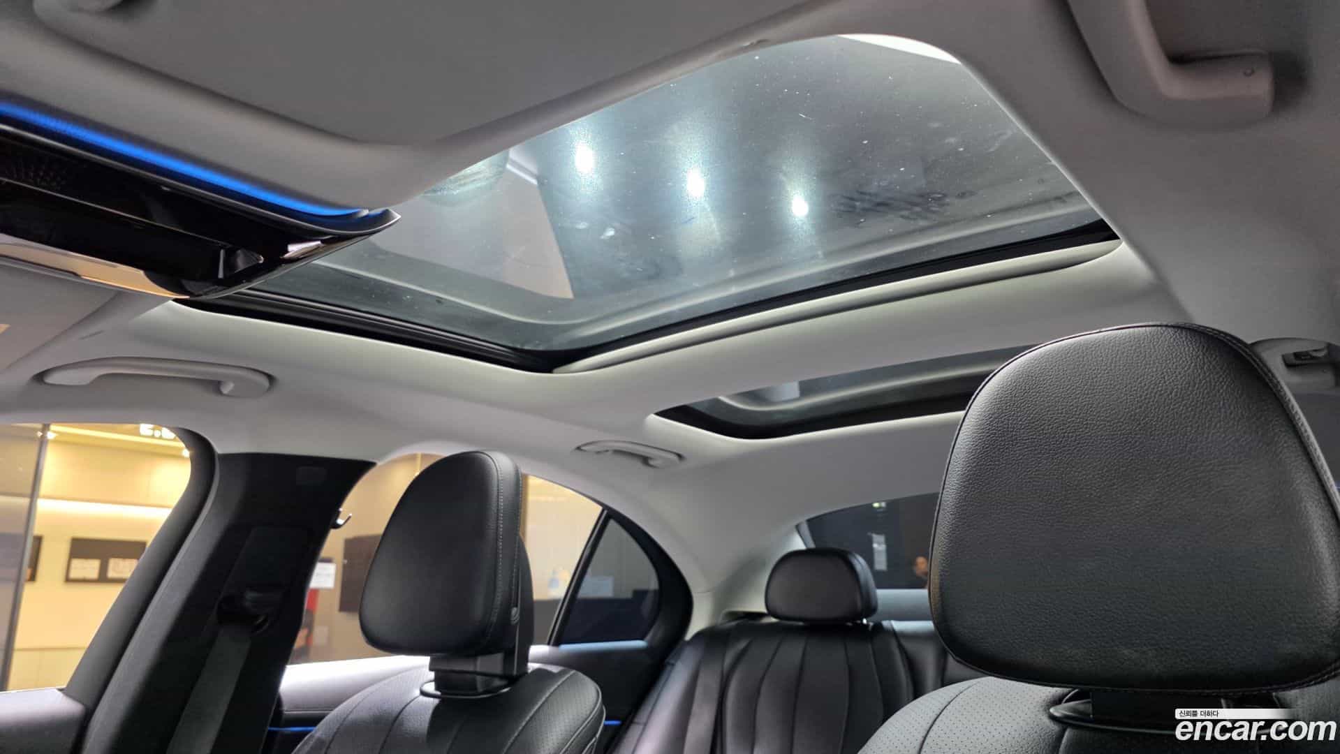 E-Class Mercedes-Benz 2024.8-OPTION-022