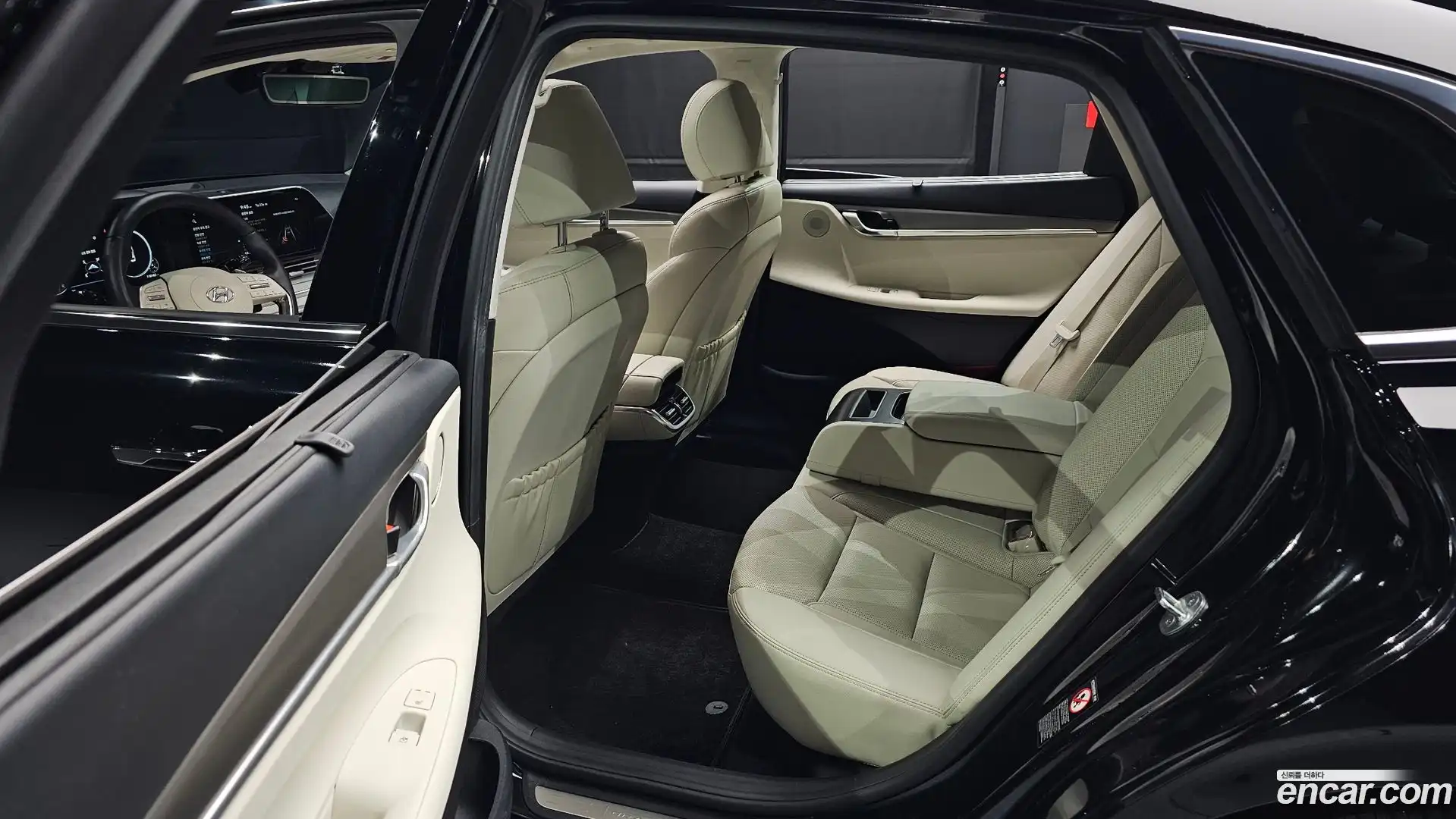 Grandeur Hyundai 2022.7-OPTION-016