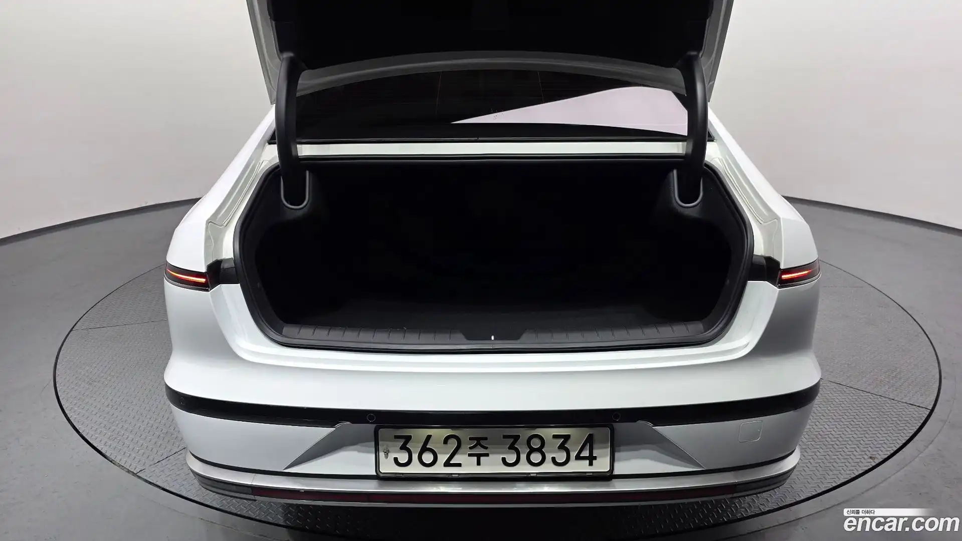 Grandeur Hyundai 2023.5-OPTION-024