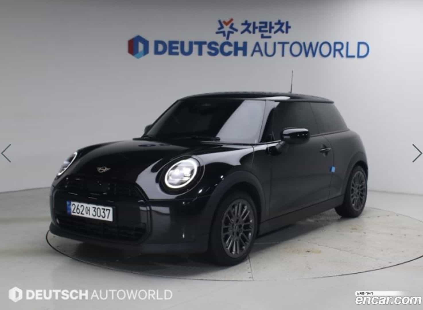 Cooper Mini 2024.10-OUTER-001