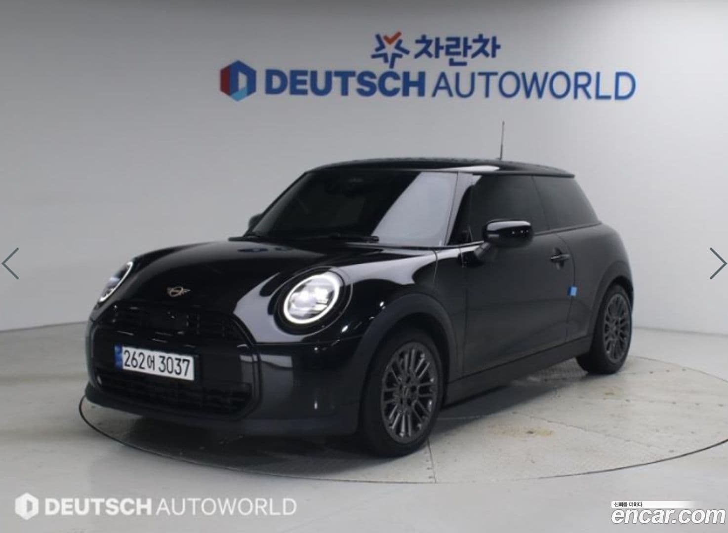 Main__Slider__Photo:Cooper Mini 2024.10-0