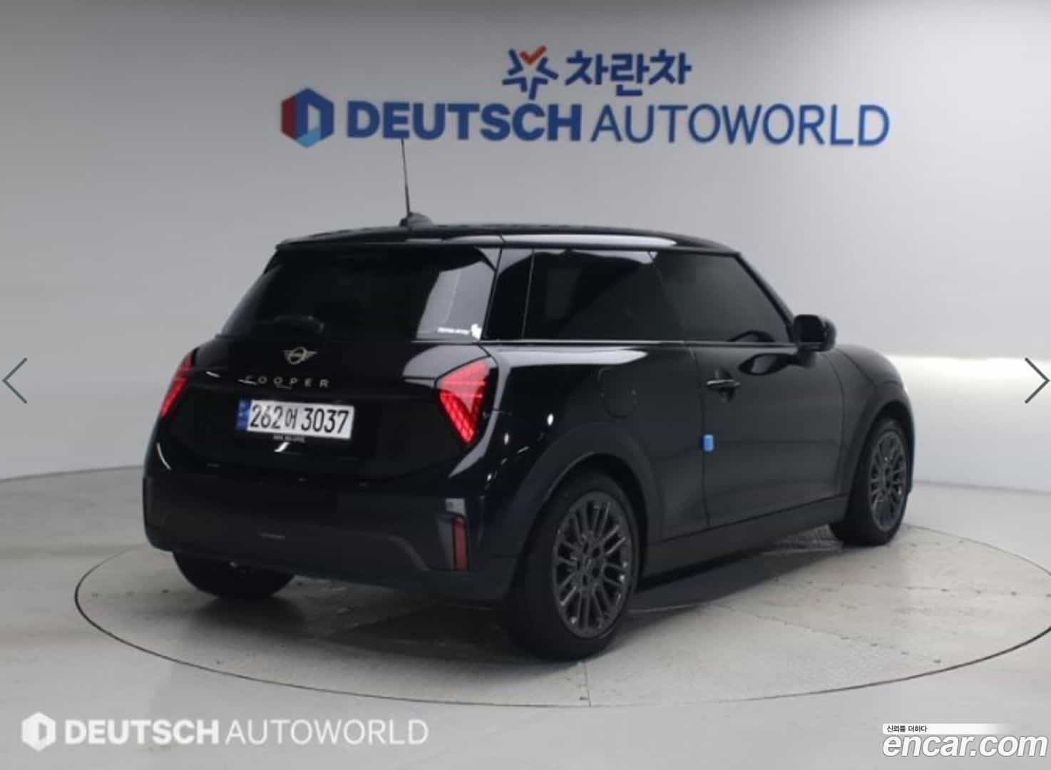 Cooper Mini 2024.10-OUTER-002