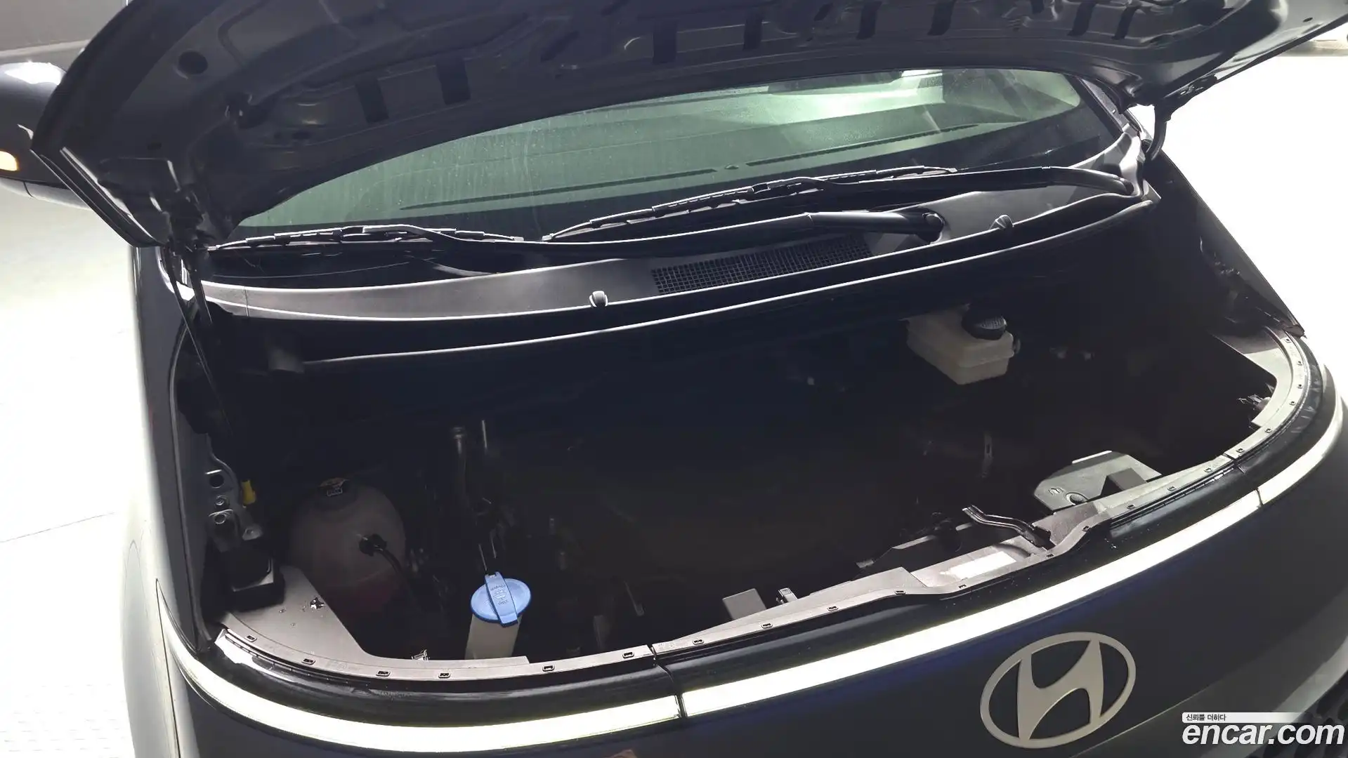 Staria Hyundai 2024.9-OUTER-006