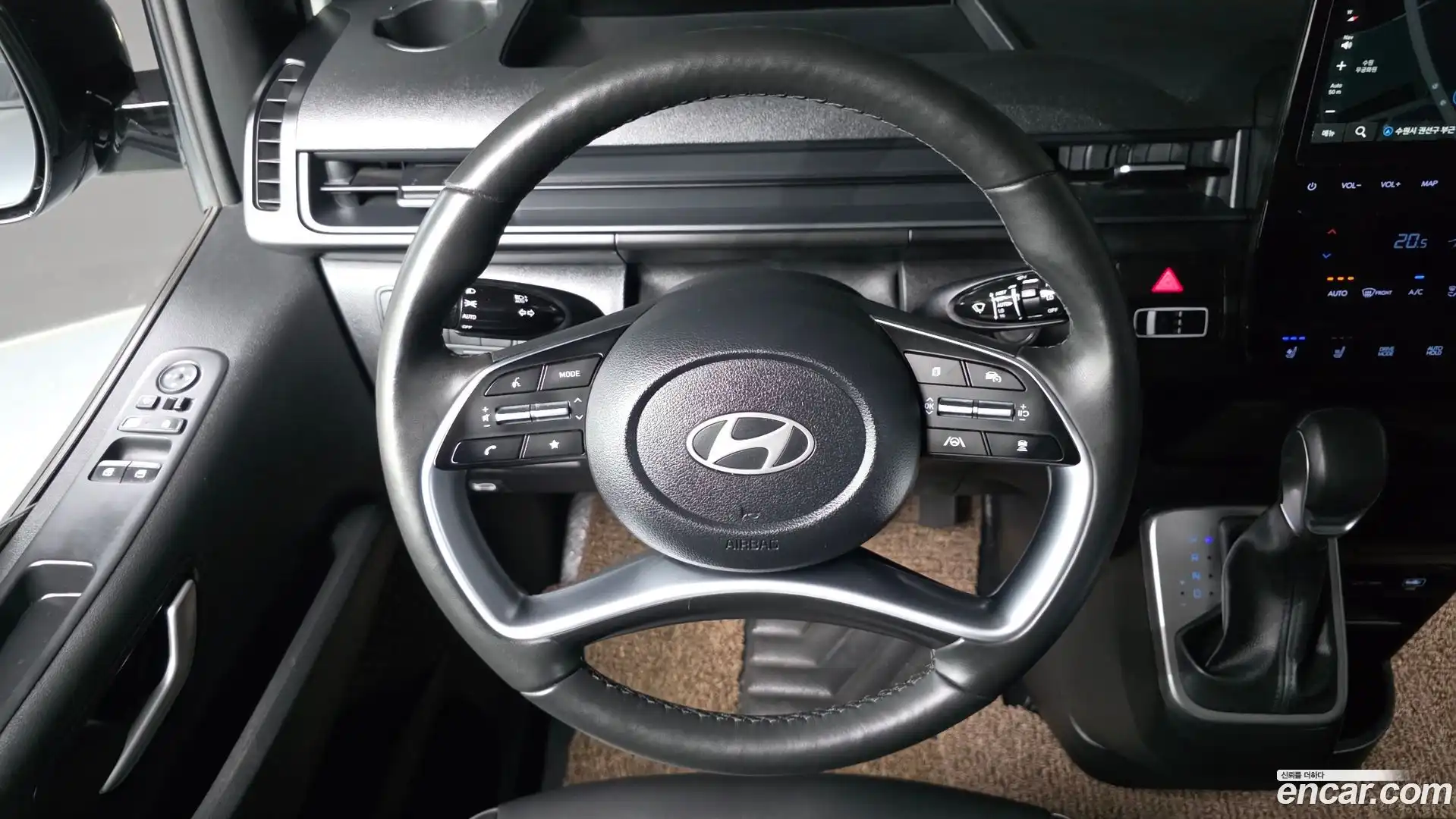 Staria Hyundai 2024.9-OPTION-019