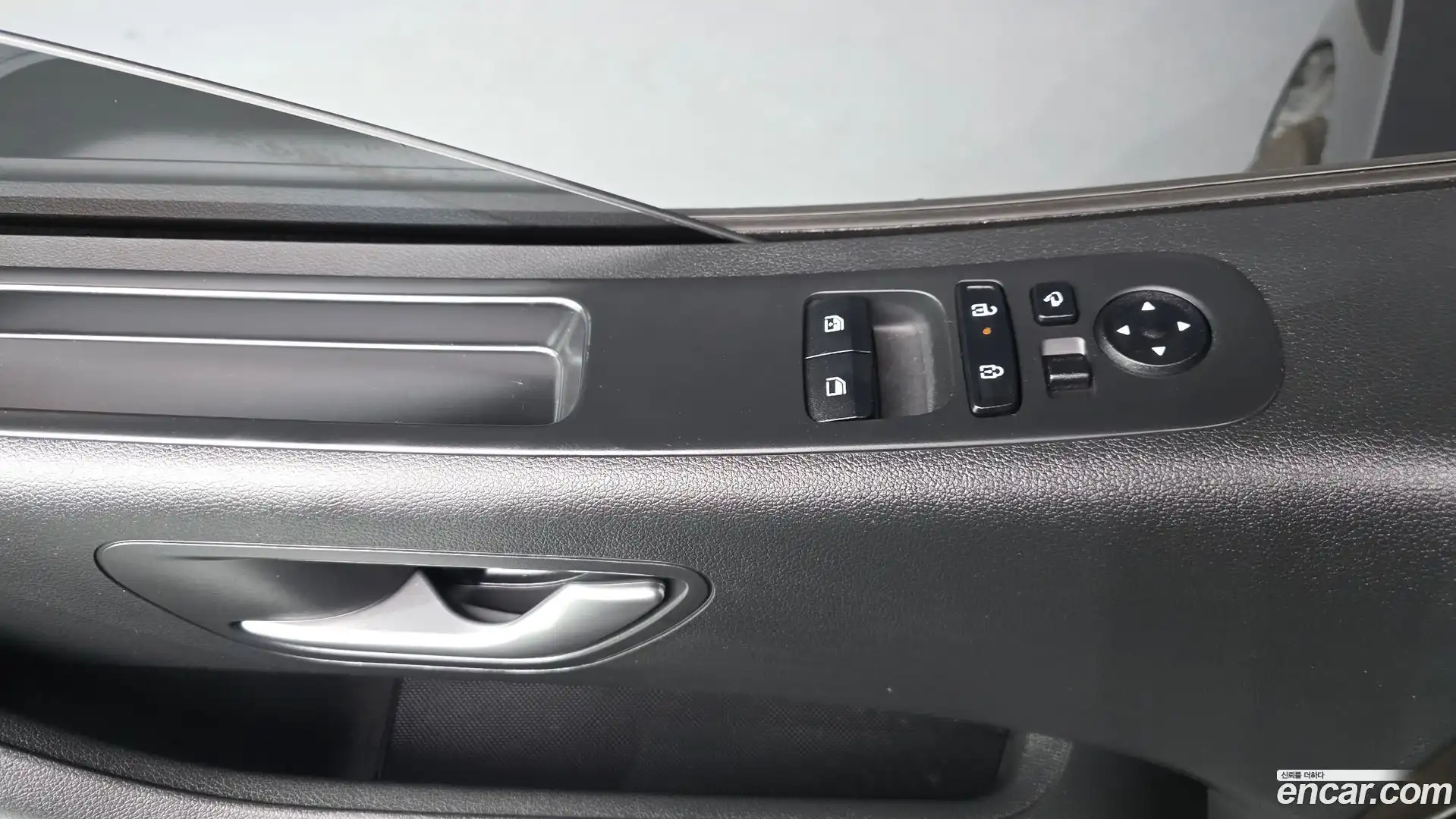 Staria Hyundai 2024.9-OPTION-024