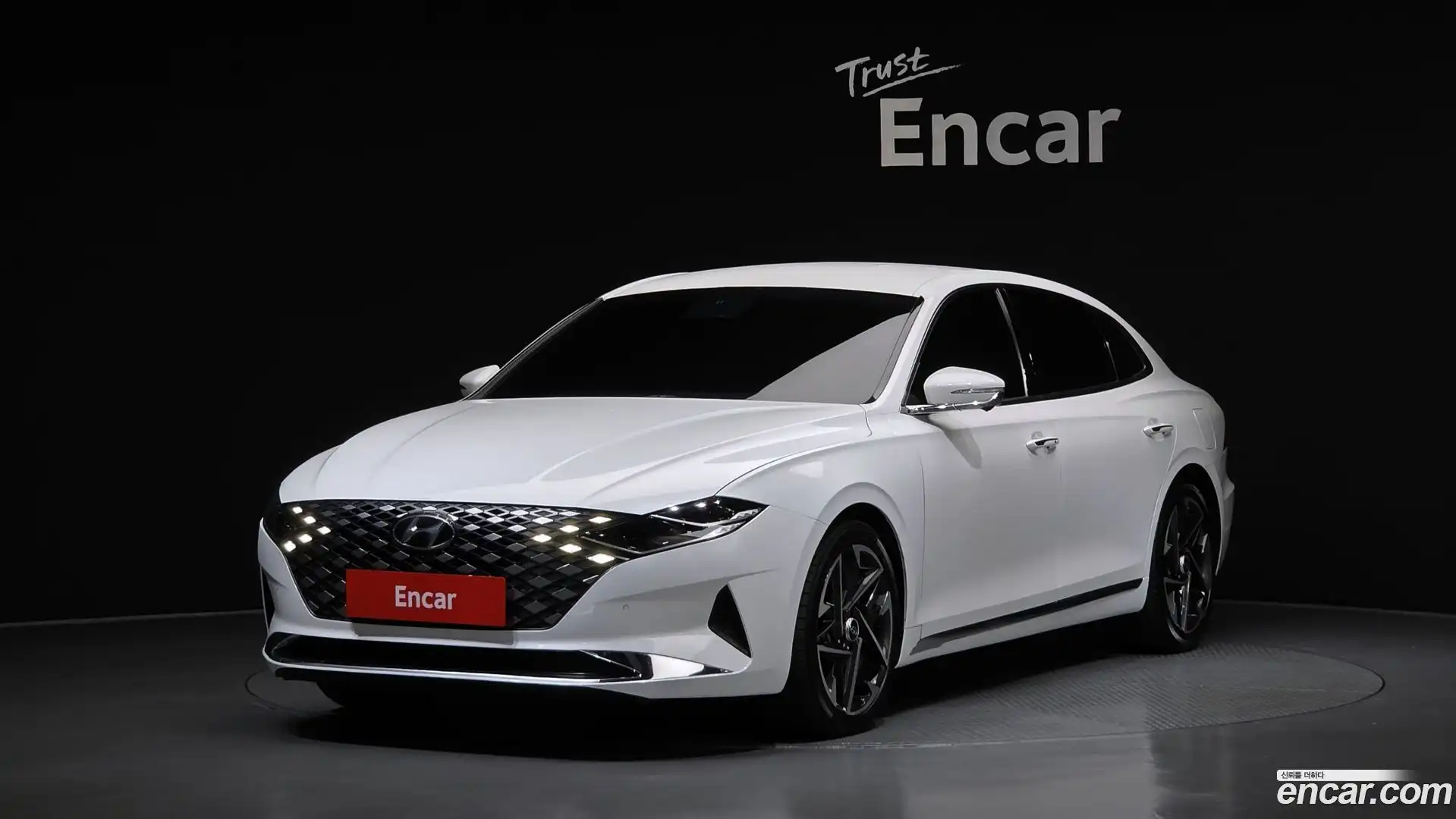 Grandeur Hyundai 2020.1-OUTER-001