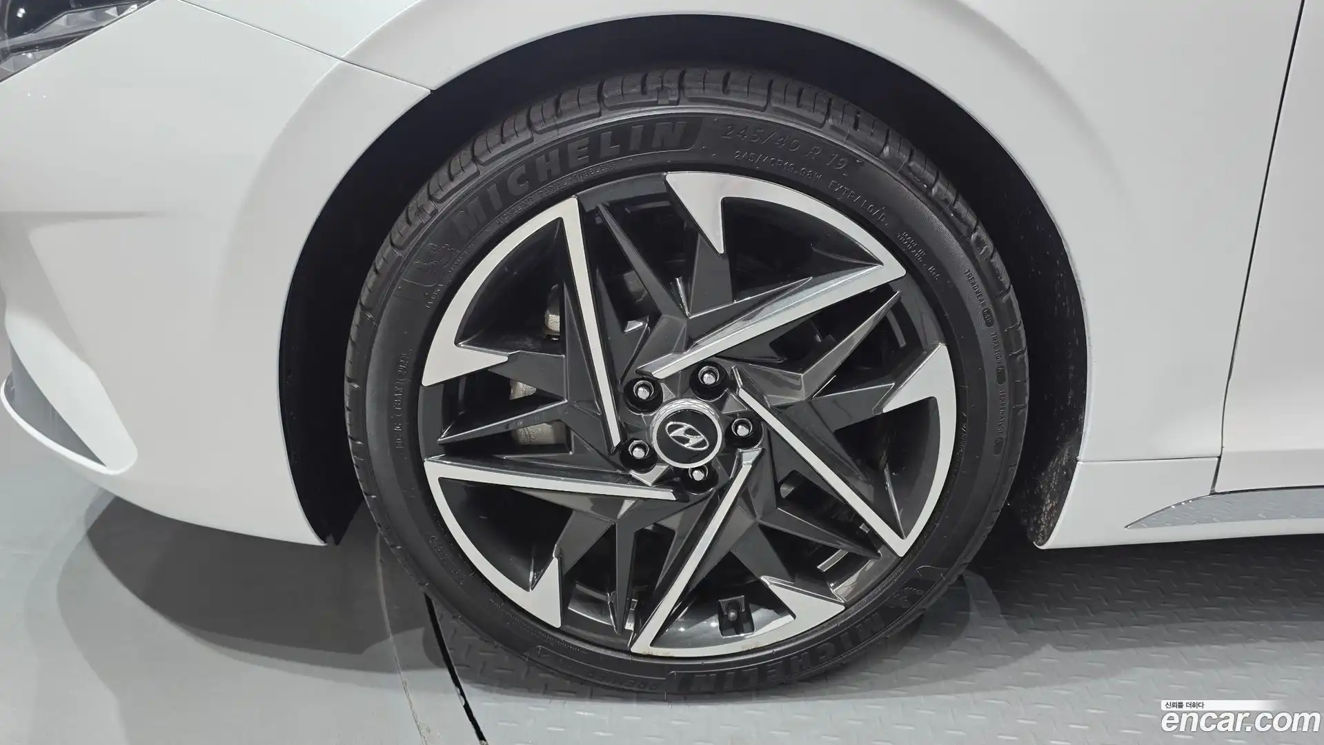 Grandeur Hyundai 2020.1-OUTER-005