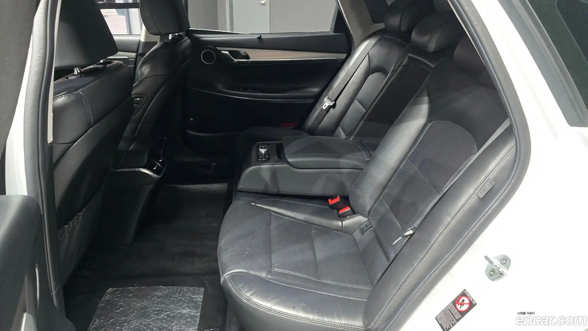 Grandeur Hyundai 2020.1-OPTION-016
