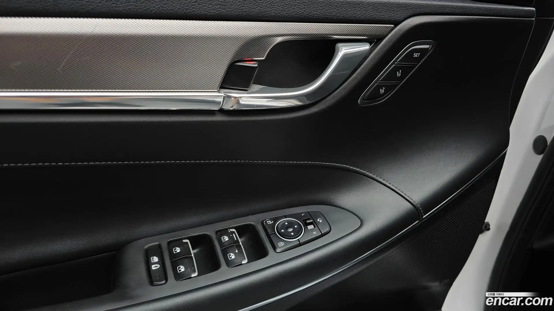 Grandeur Hyundai 2020.1-OPTION-021