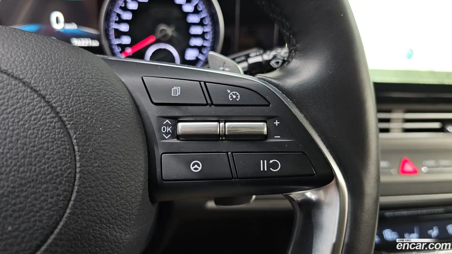Grandeur Hyundai 2020.3-OPTION-040