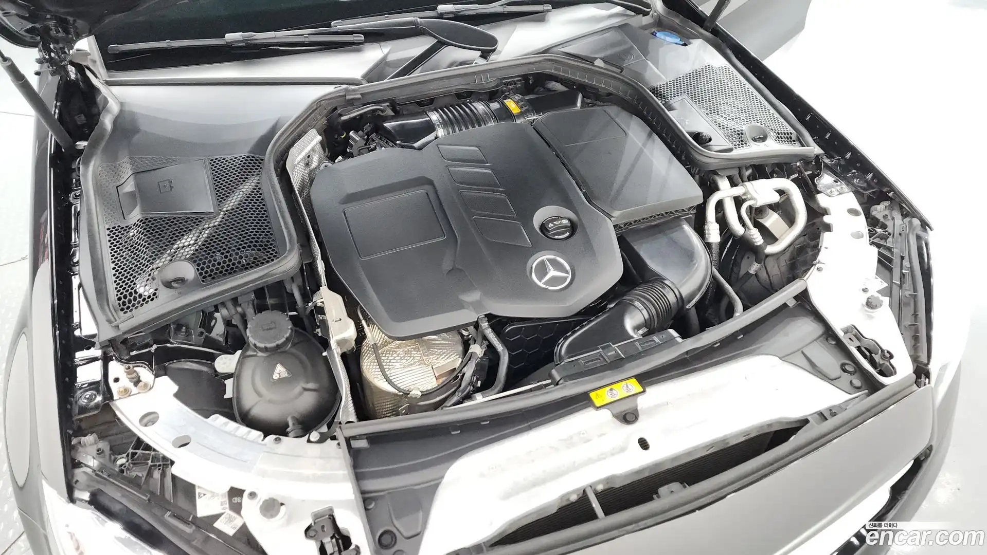 C-Class Mercedes-Benz 2019.6-OUTER-006
