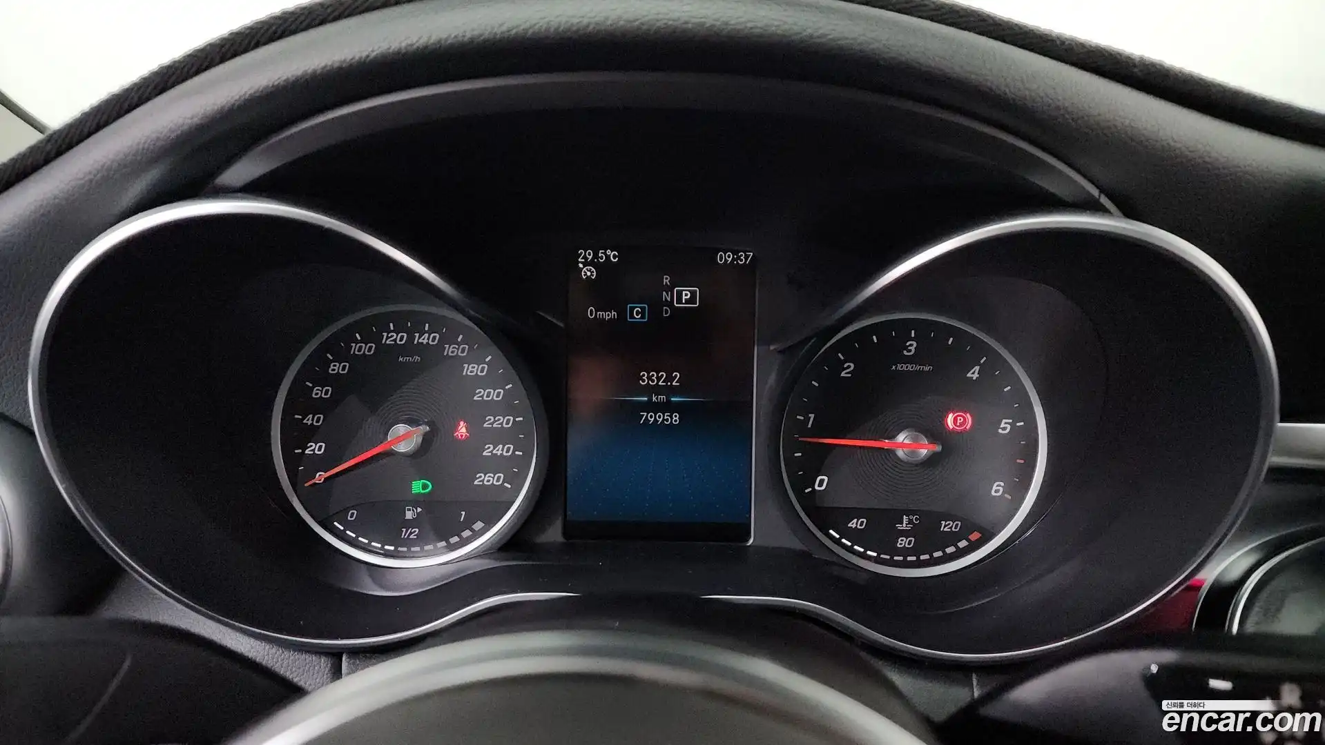 C-Class Mercedes-Benz 2019.6-INNER-008