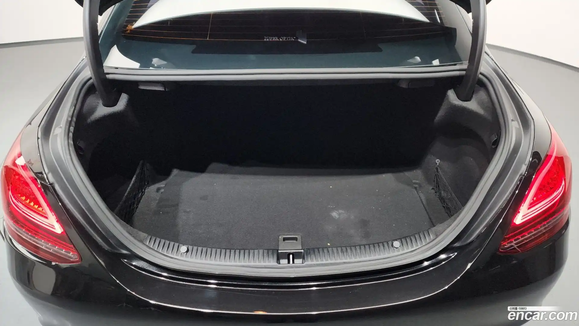 C-Class Mercedes-Benz 2019.6-OPTION-040