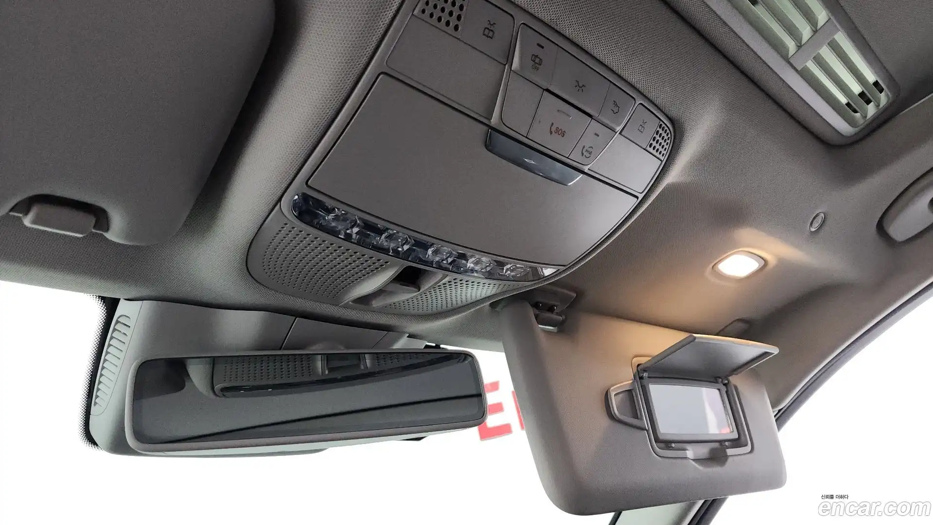 C-Class Mercedes-Benz 2019.6-OPTION-042