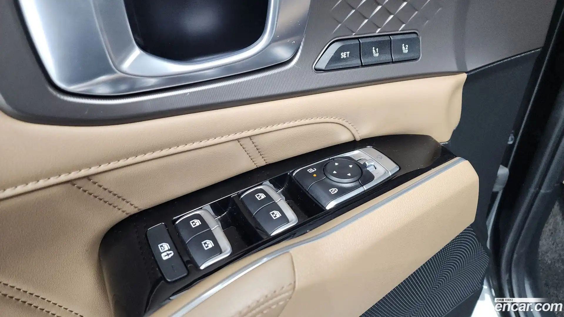 Sorento Kia 2024.0-OPTION-050
