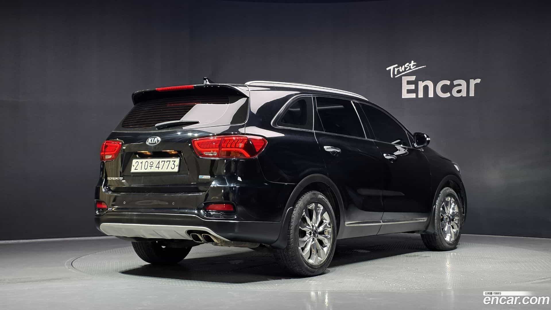 Sorento Kia 2019.0-OUTER-002