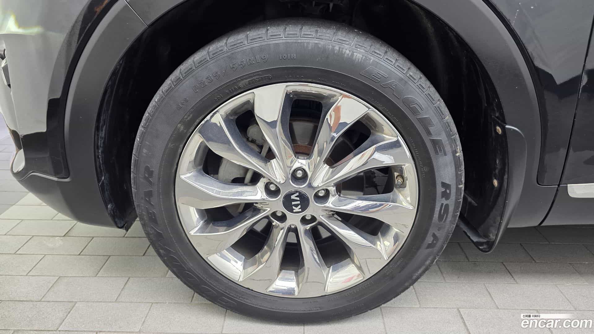 Sorento Kia 2019.0-OUTER-005