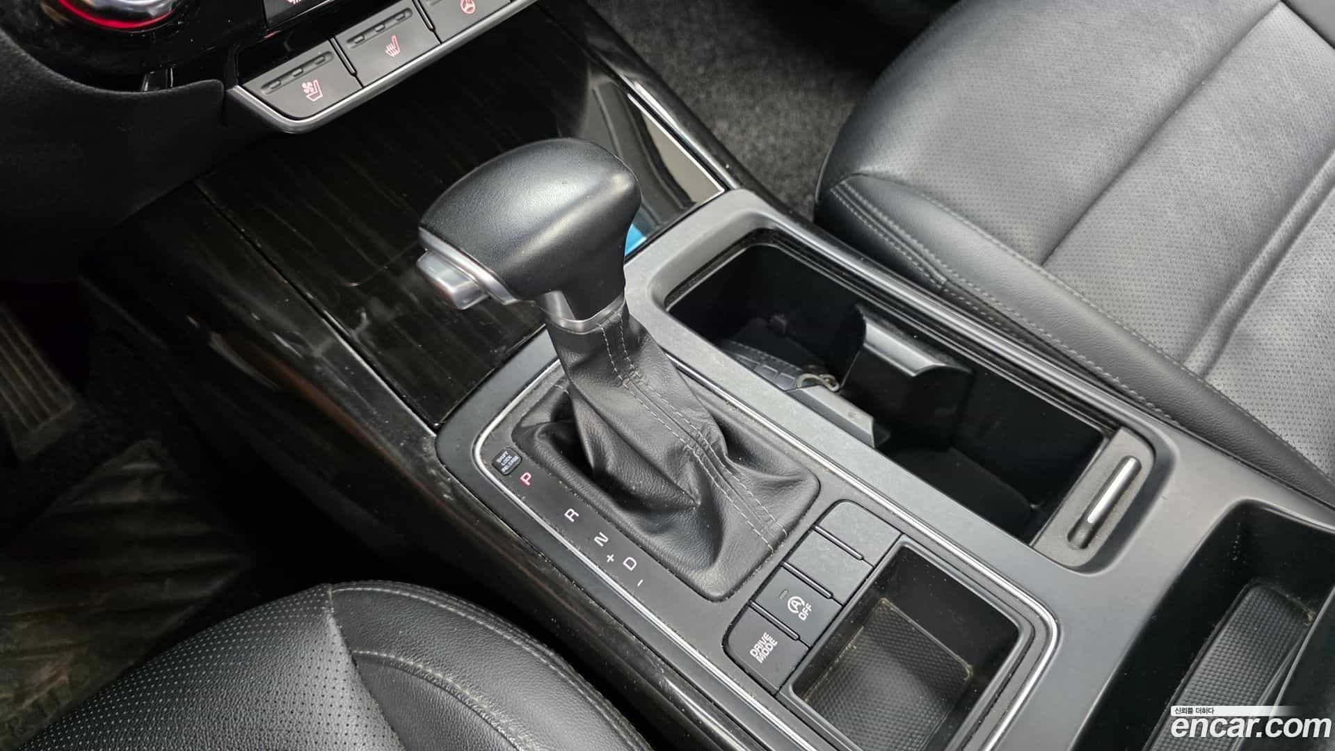 Sorento Kia 2019.0-INNER-009