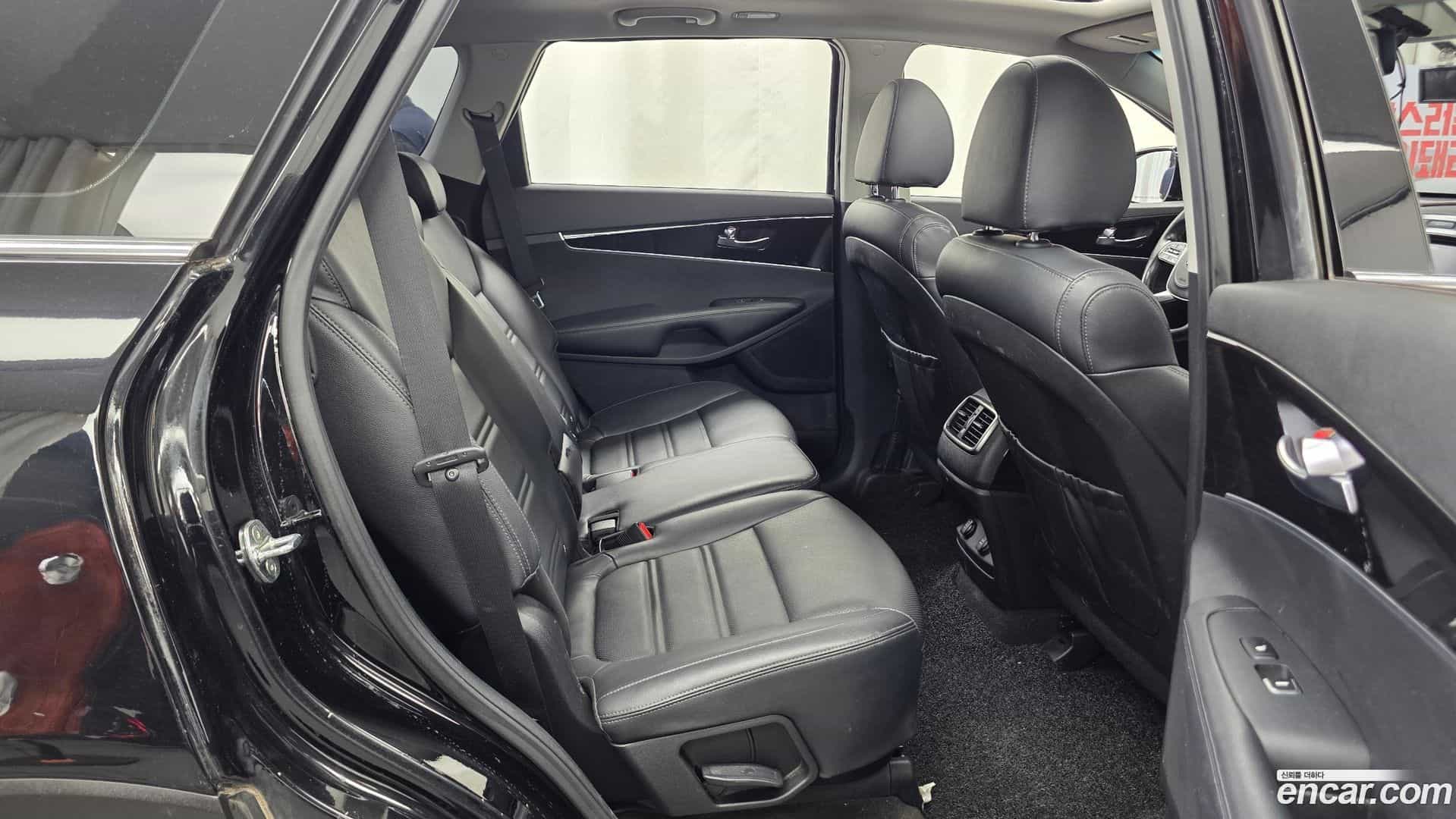Sorento Kia 2019.0-OPTION-016