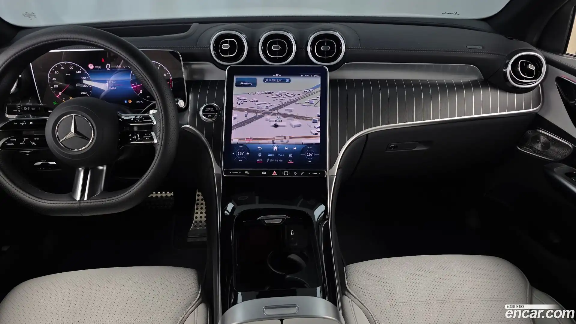 GLC-Class Mercedes-Benz 2024.4-OPTION-018